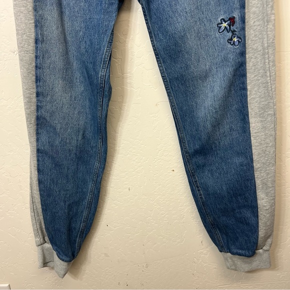 Desigual Embroidered Jogger Jeans Sweatpants Flowers LOVE Size L - Picture 7 of 16